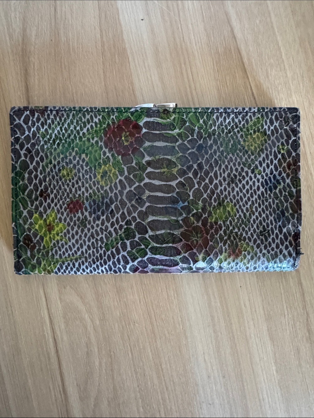 Multicolor Floral Snake-Embossed Twofold Wallet Clutch / Polyurethane Foam